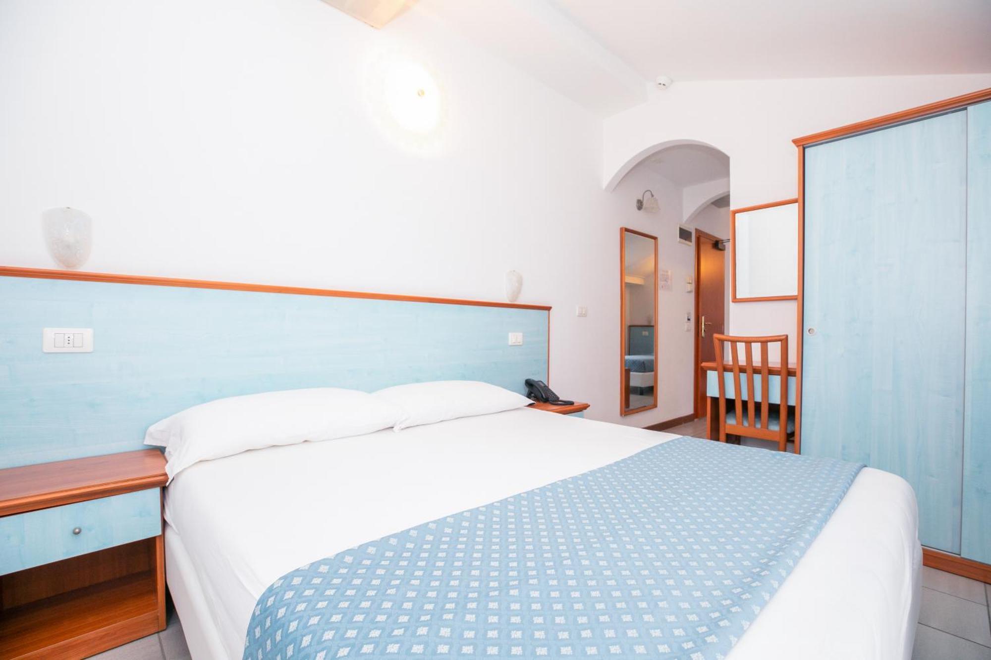 Hotel Brienz Bellaria-Igea Marina Exterior foto