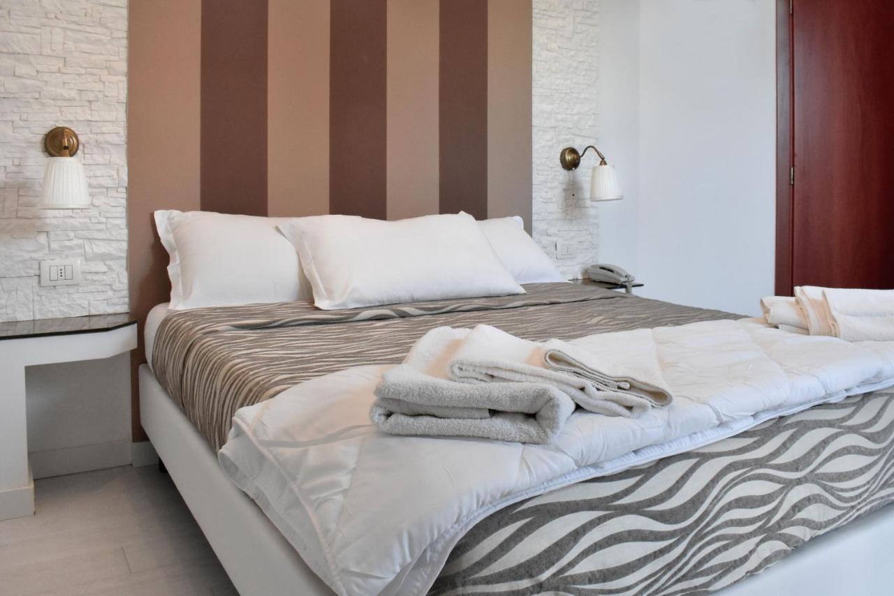 Hotel Brienz Bellaria-Igea Marina Exterior foto